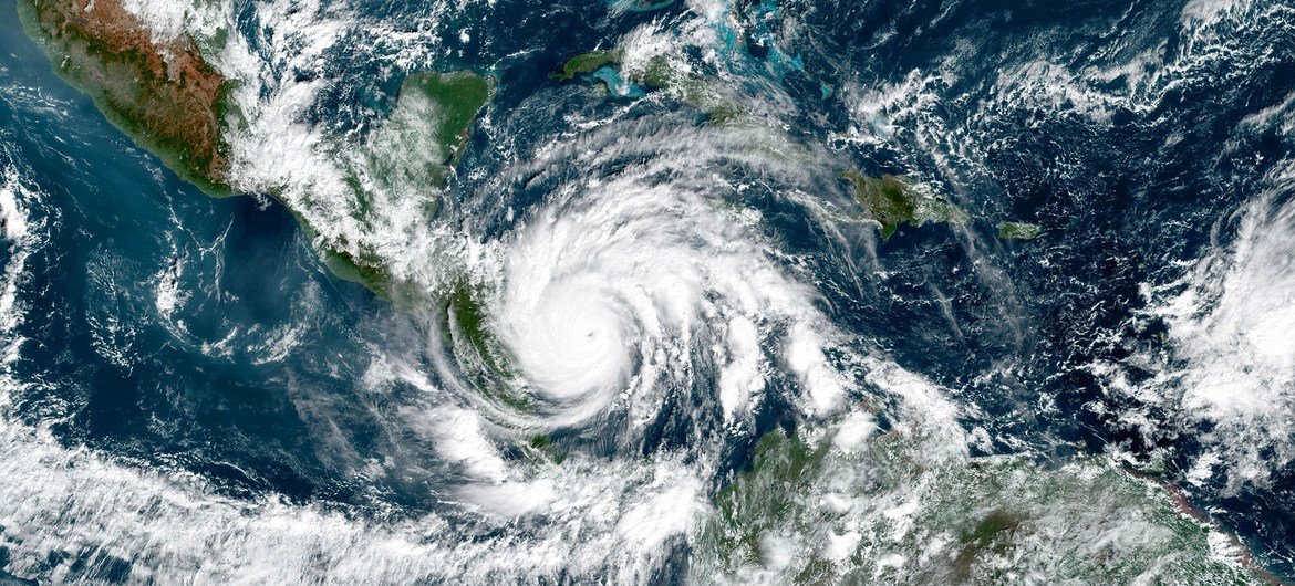 Building for the Hurricane: Structural Criteria, Aerodynamics, and Roof Design in the Sea of Cortez